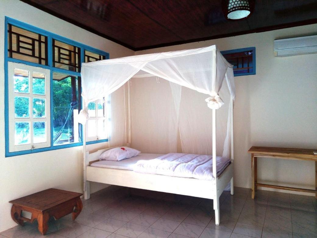 Lakey Beach Inn Hotel Huu Экстерьер фото